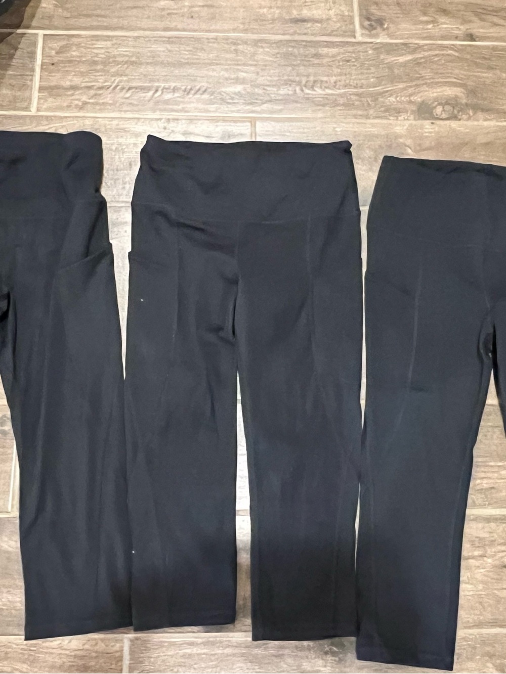 Womenβs Black Ododos brand Capri leggings bundle of 3